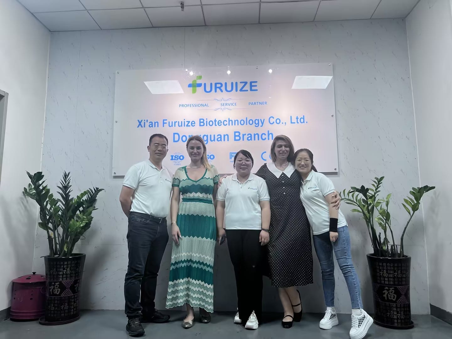 From Alibaba Inquiry to Factory Visit — How We Welcomed Our Romanian Partner Selling Custom Menstrual Cups and Discs